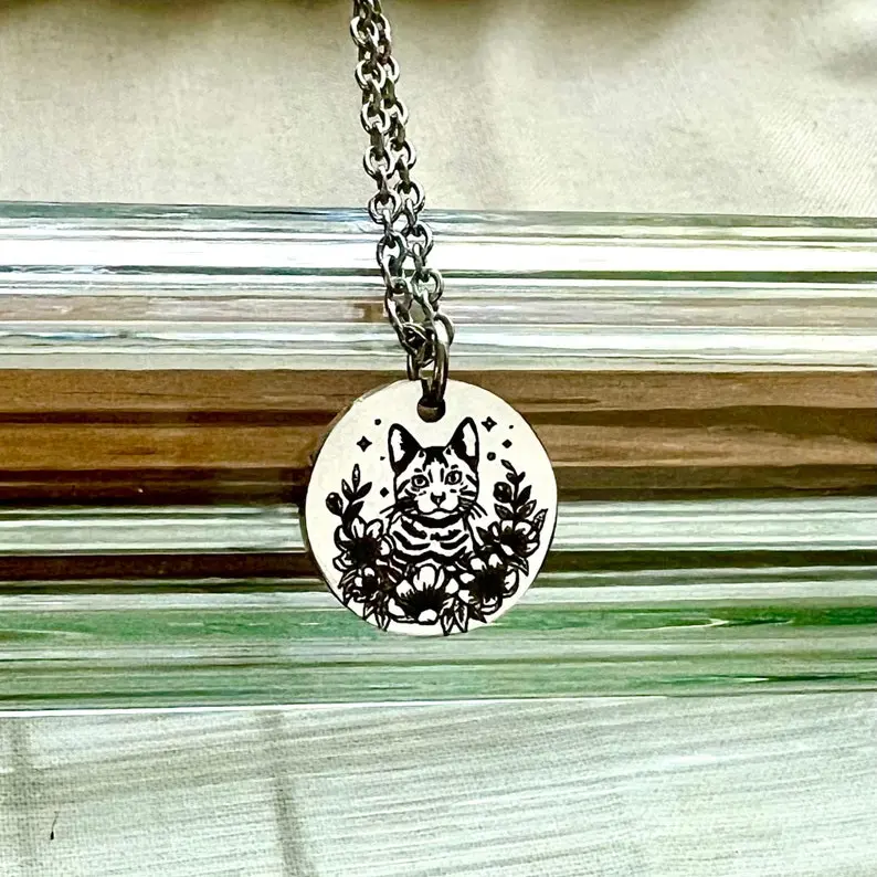 پلاک استیل گربه ژاپنی به همراه زنجیر