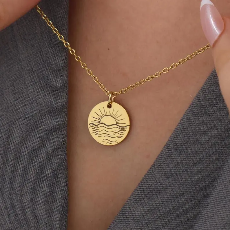 پلاک استیل دایره طلوع خورشید با زنجیر