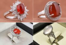 تصویر انگشتر نقره با جزئیات ظریف و سنگ قیمتی