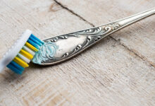 استفاده از خمیر دندان برای تمیز کردن نقره