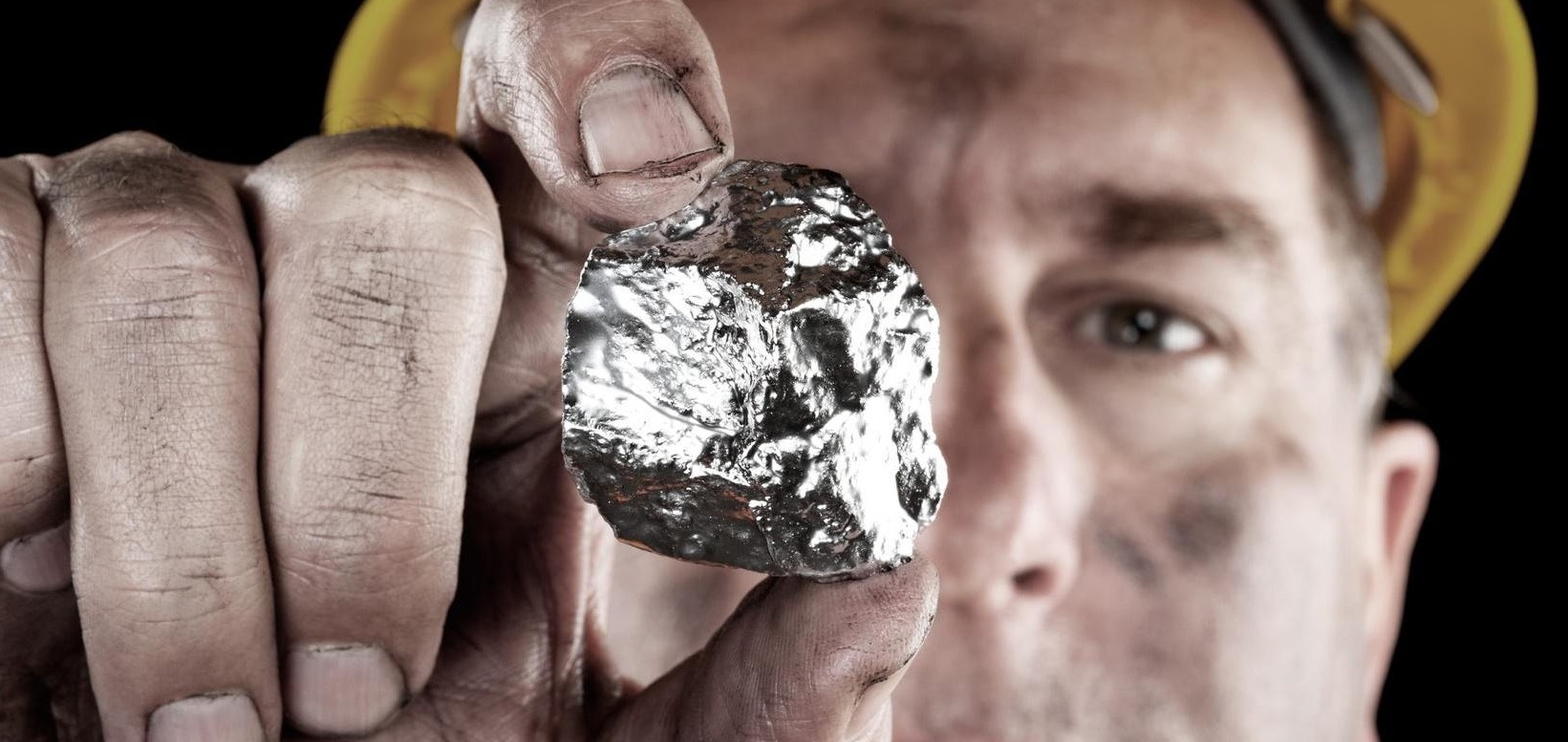 نقره چه رنگی است