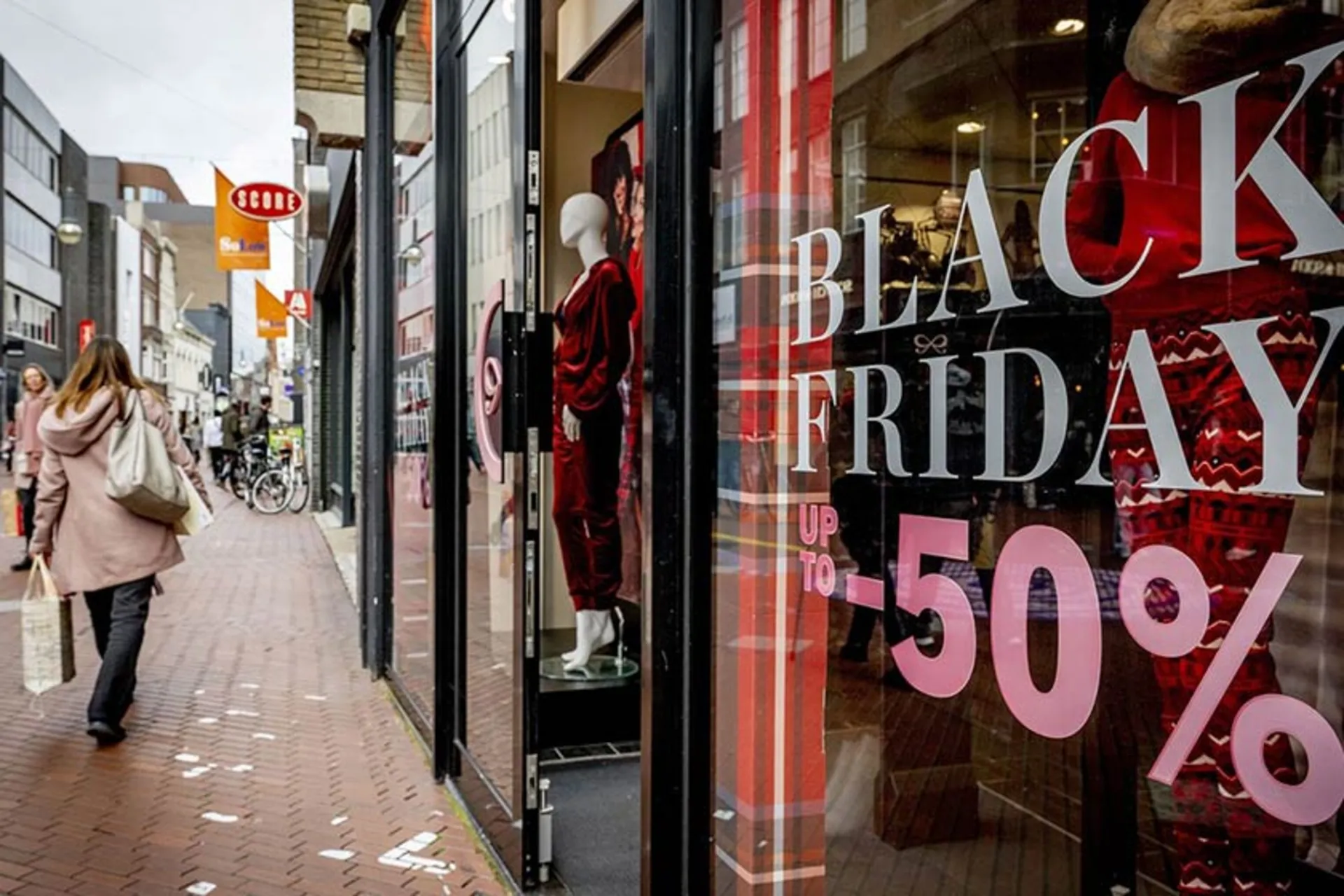 بلک فرایدی چیست؟