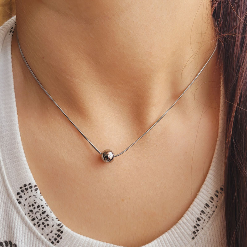 مدل پلاک نقره مناسب برای مادران شیک‌پوش