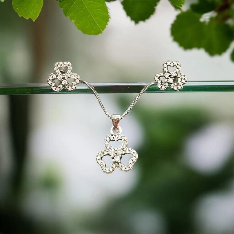 هدیه ای که مادر به یاد شما می افتد