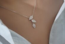 پلاک نقره نگین دار-هدیه روز مادر