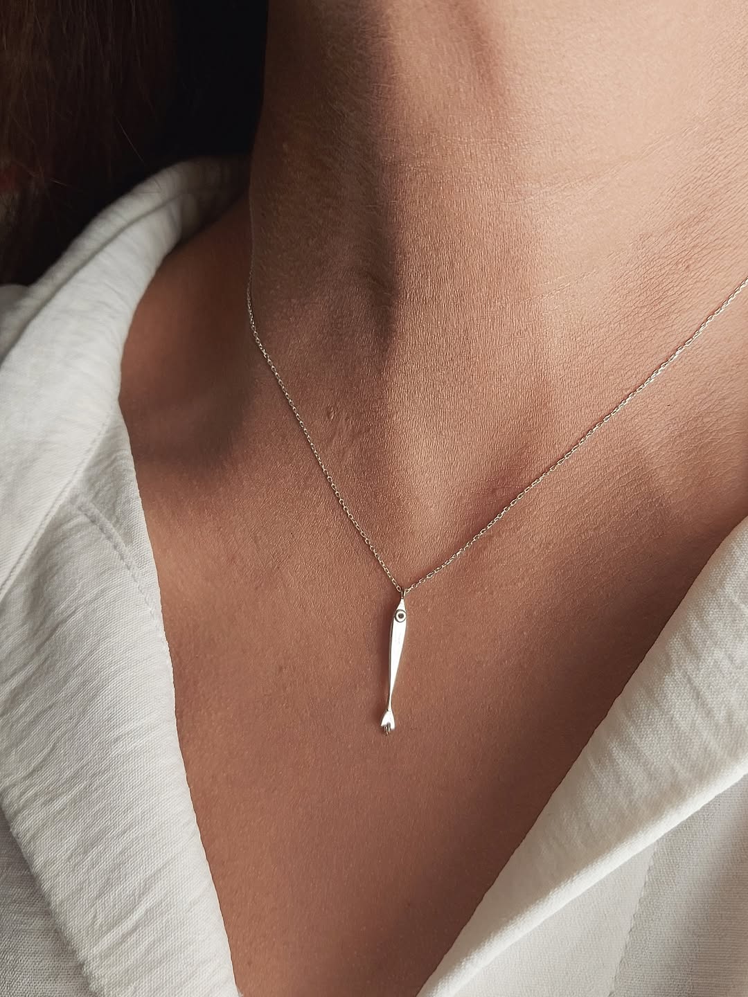 زیورآلات نقره مناسب تولد یک اسفند ماهی با طراحی خاص و زیبایی خیره کننده