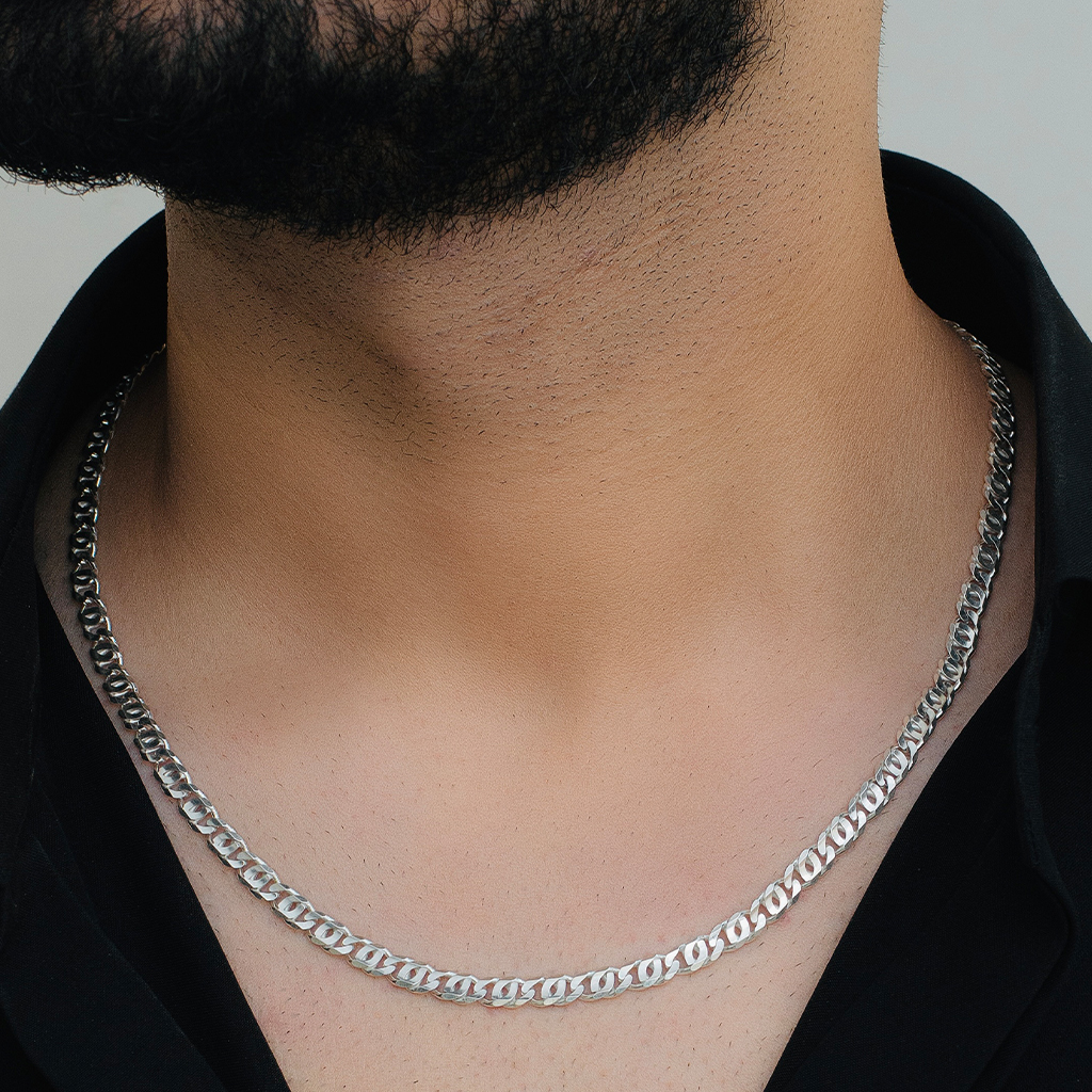 نقره 925 گرمی چند؟دست دوم