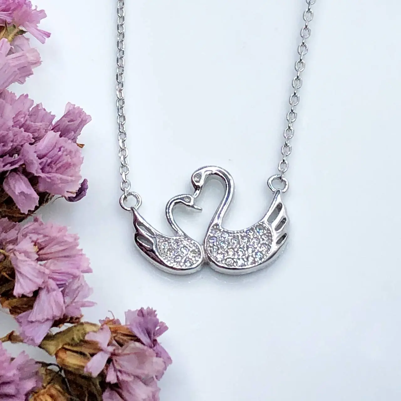 پلاک نقره قو هدیهای خاص جوشن گلد