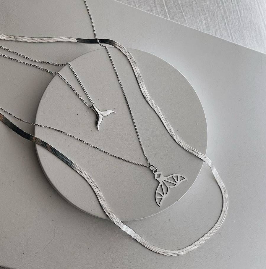 پلاک های نقره مناسب هدیه‌ی روز مادر برای مادران شیک پوش