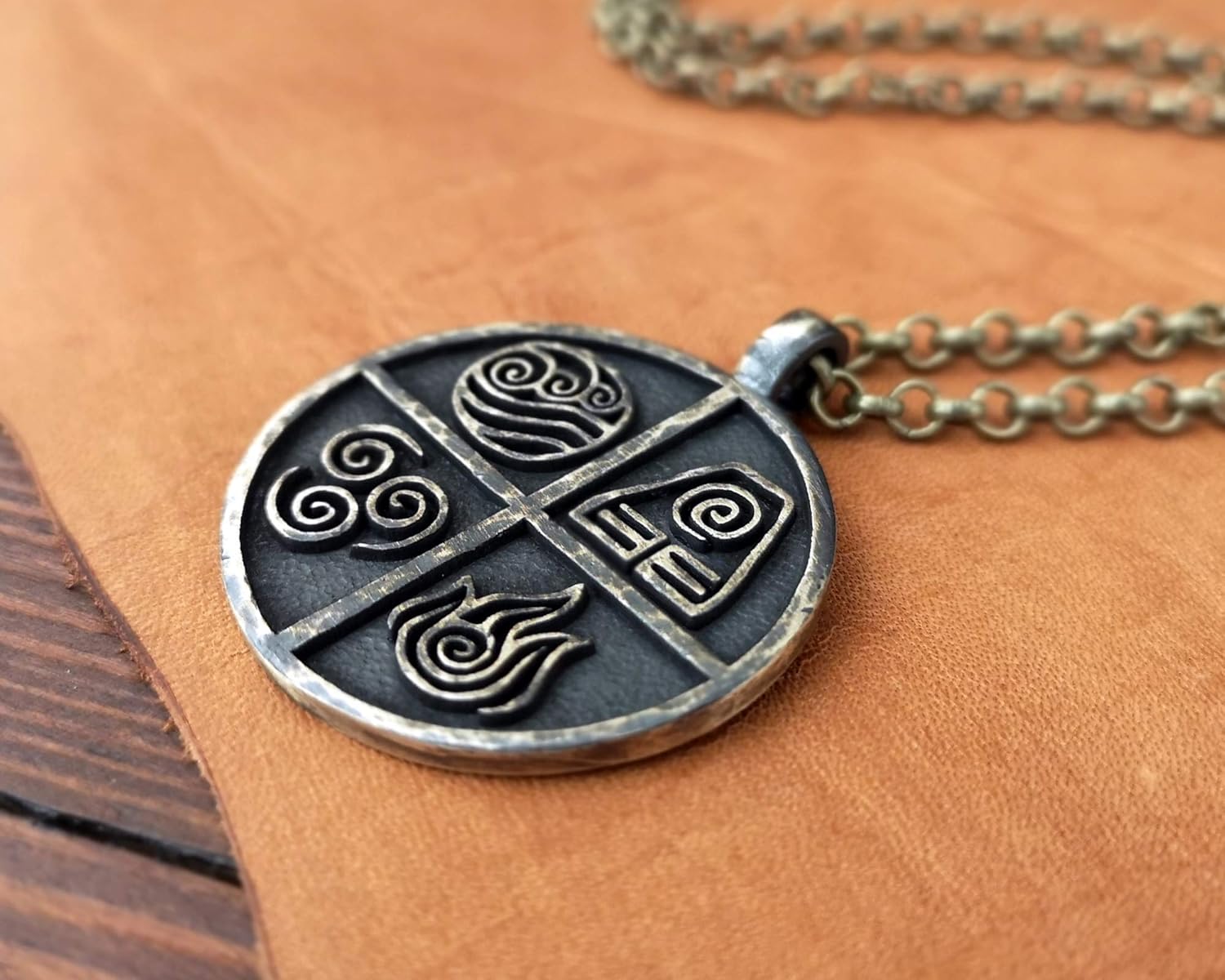 گردنبند نقره طرح عناصر چهارگانه