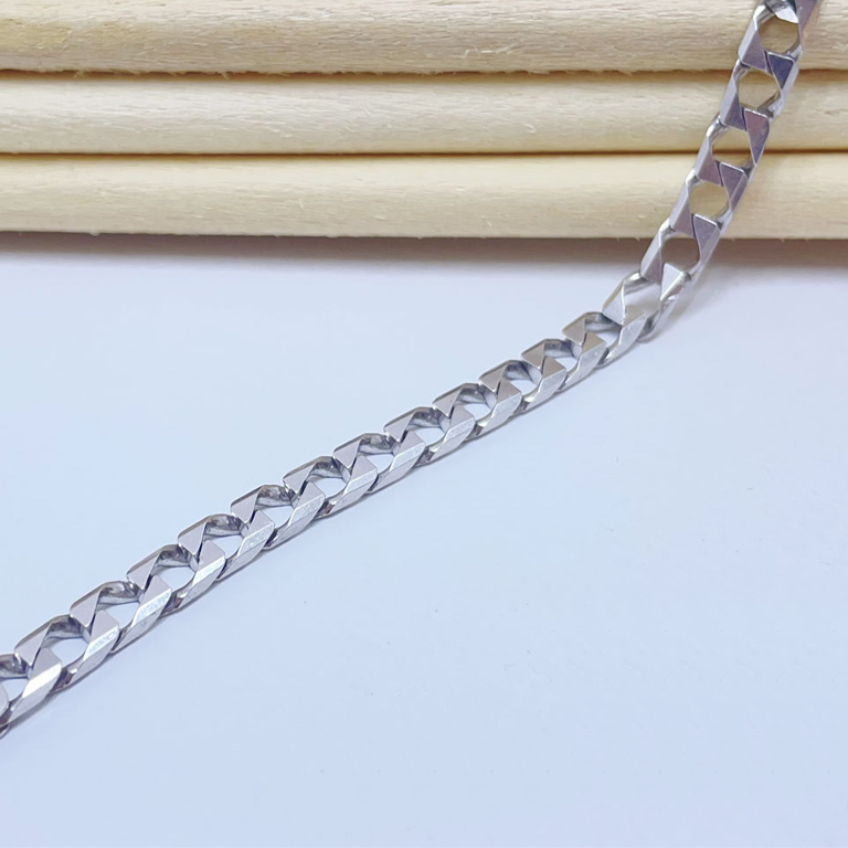 دستبند نقره مردانه کارتیر