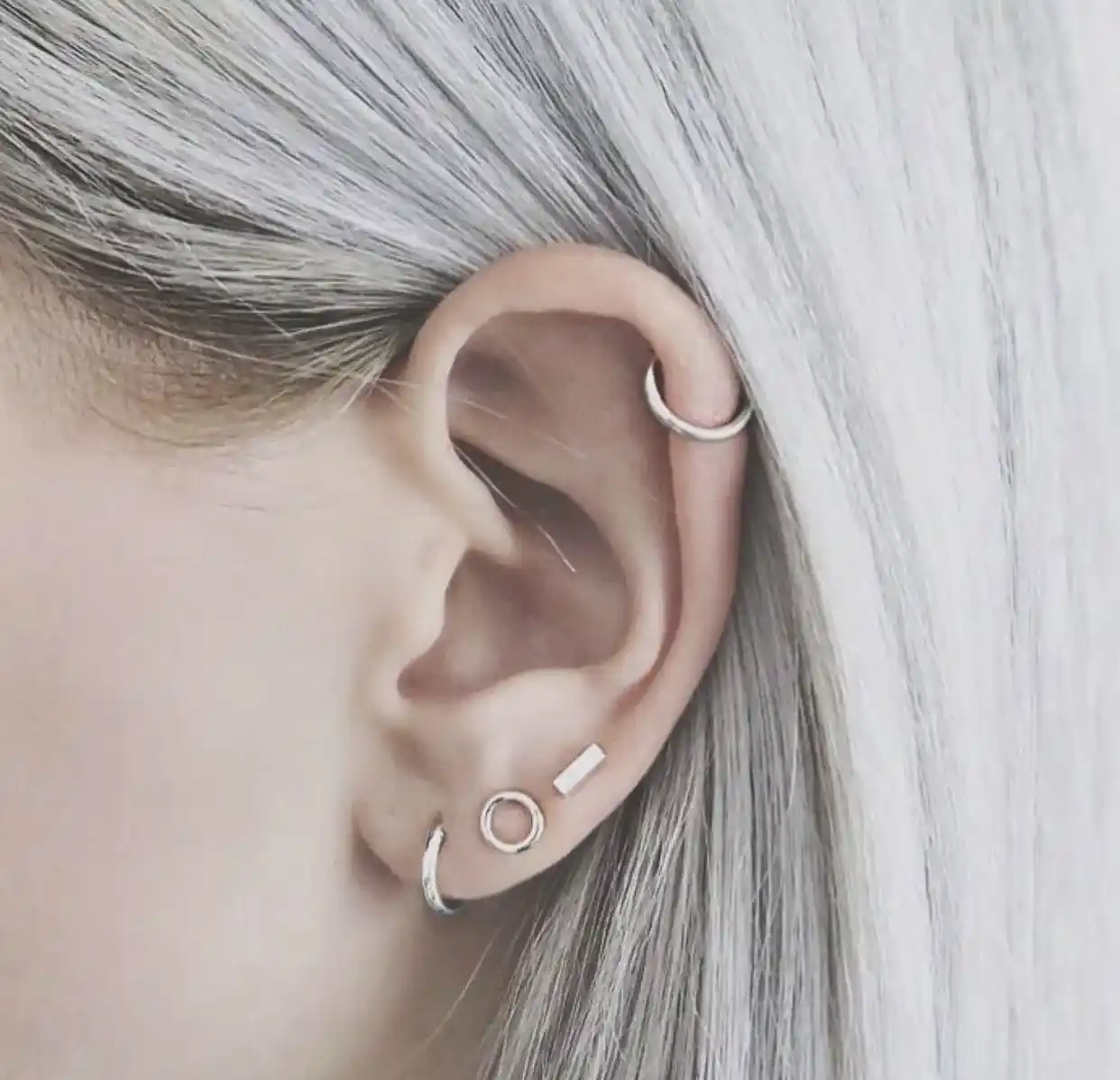 پیرسینگ‌های نقره مناسب گوش