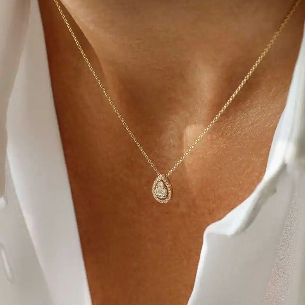 گردن آویز نقره با سنگ الماس طبیعی طرح اشک